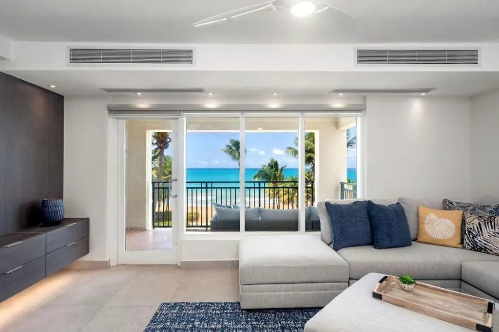 Luxury Ocean Front Villa 8487-88 Río Grande 0*,